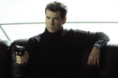 JAMES BOND 007   STIRB AN EINEM ANDERN TAG: 1 FOTO (13x18cm) PIERCE BROSNAN -20-