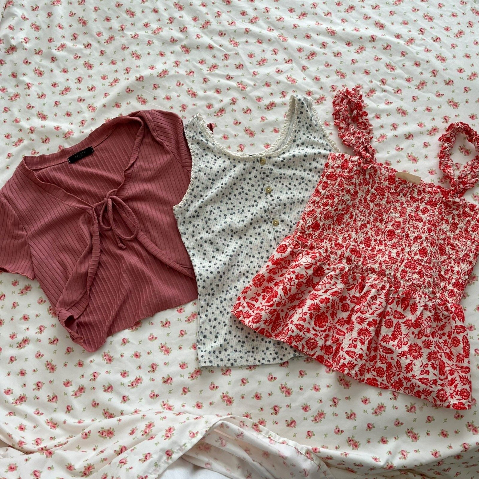 Summer top bundle - image 1