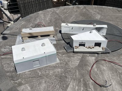 HO Scale Building Lot Of 4 Modern Industrial Commercial Warehouses Lighted Built