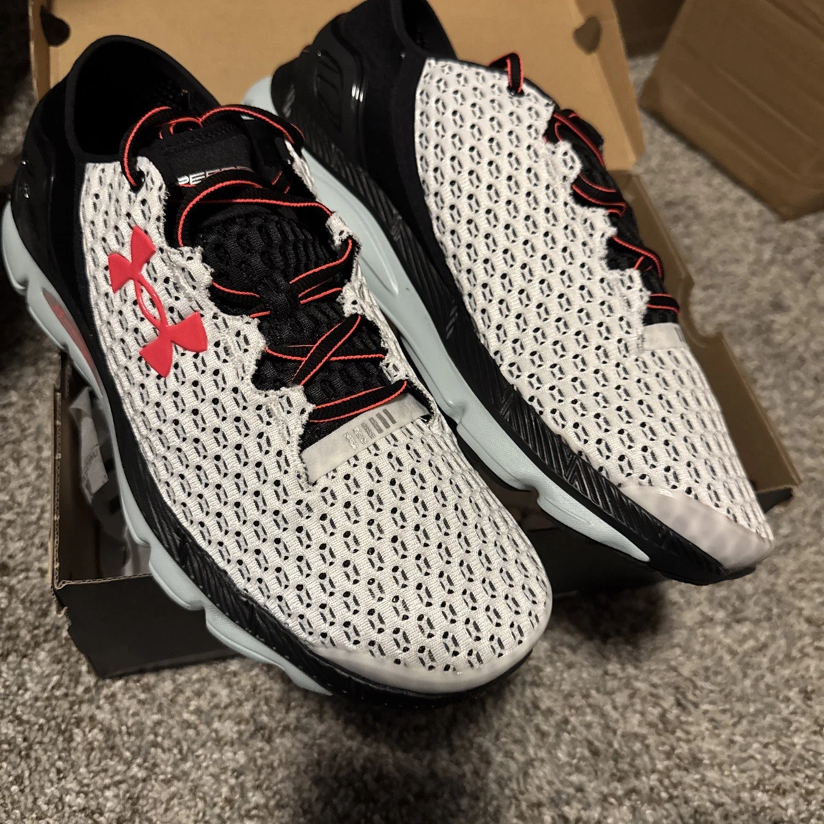 Under Armour® (Men\'s 11 M) SpeedForm™ Gemini Running Shoes in White Enamel/Blue Under Armour Speedform Gemini White Enamel Blue Beta for  main image 2