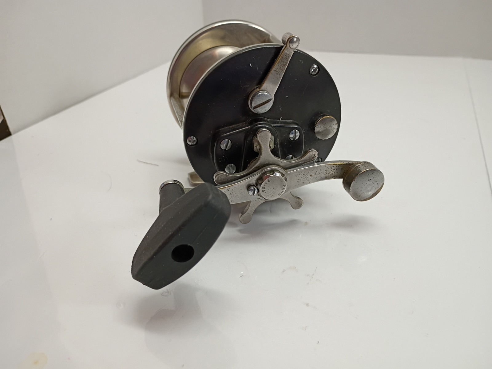 Penn 209 Level Wind  Bait Cast Fishing Reel USA  Estate Find