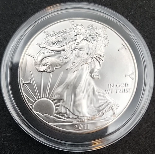 2011 American Silver Eagle Uncirculated 1oz .999 Fine Silver