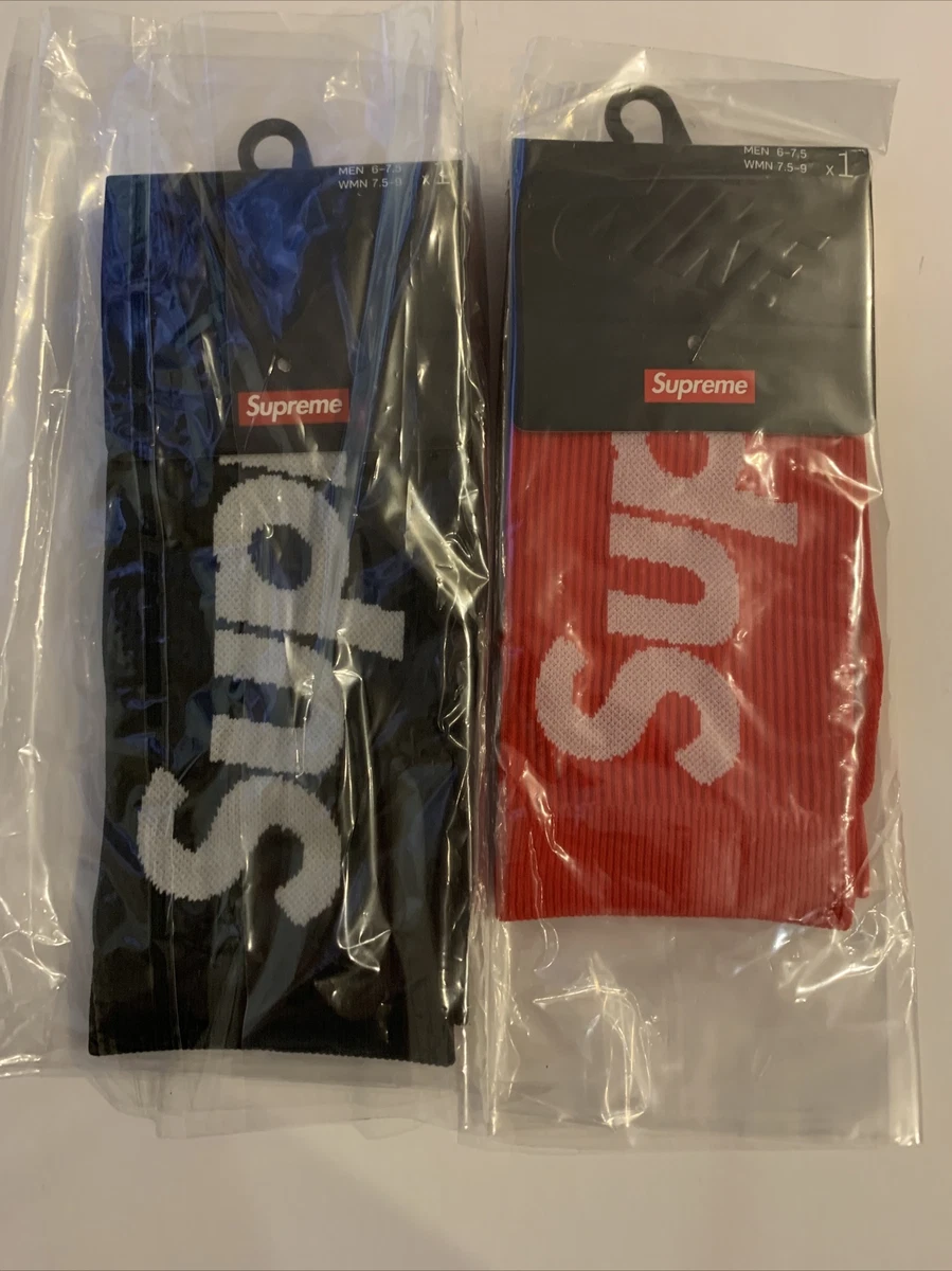 Supreme x Nike Crew Socks - Red