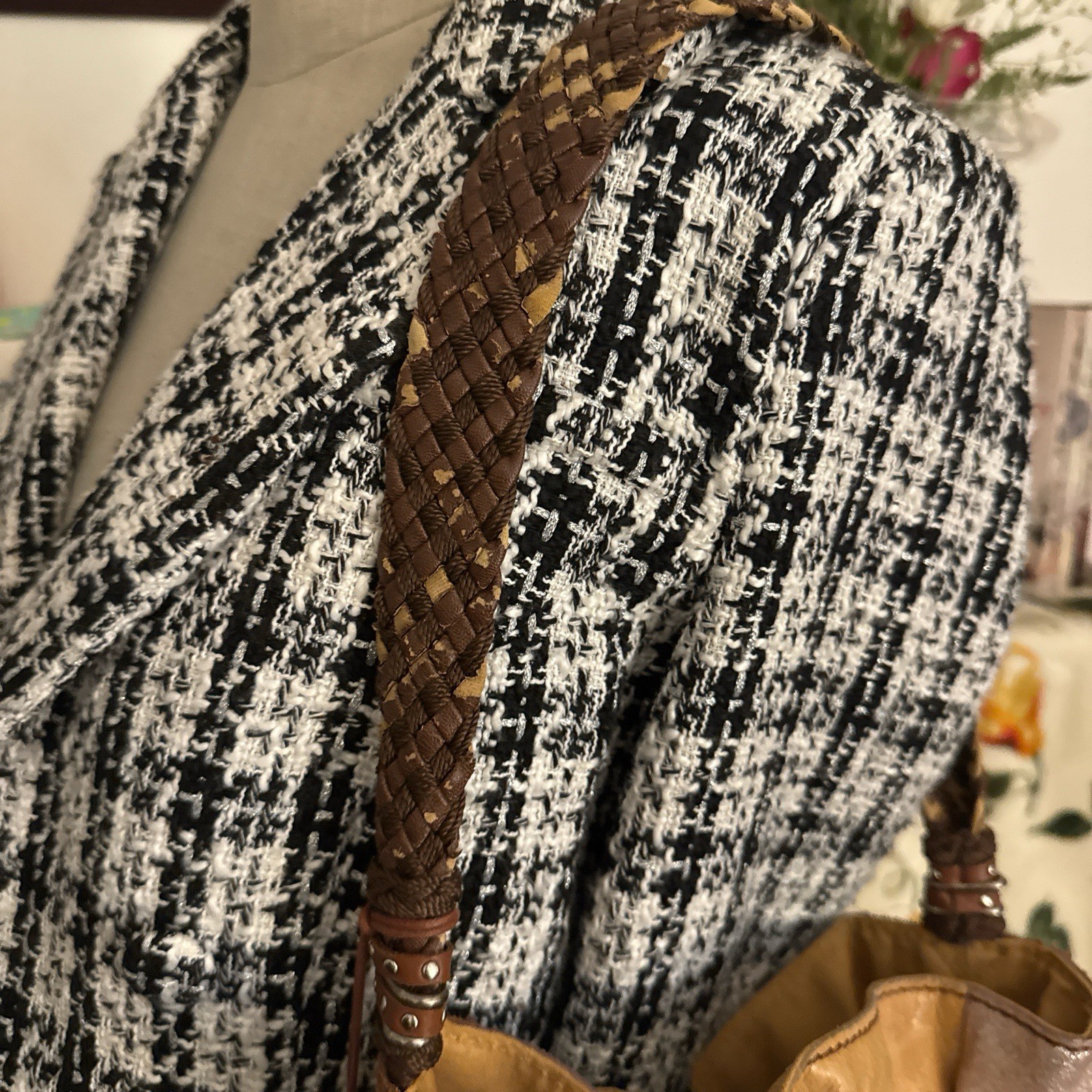 The Sak Patchwork Leather Bucket Drawstring Shoul… - image 5