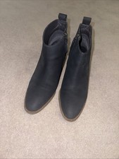 Jigsaw Suede Navy Anke Boots. Size 40. Good Condition