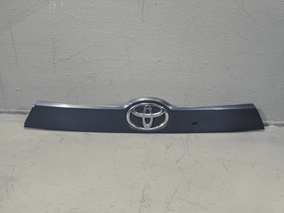 2014-2019 Toyota Highlander Tailgate Liftgate License Plate Molding Blue 8V5 OEM