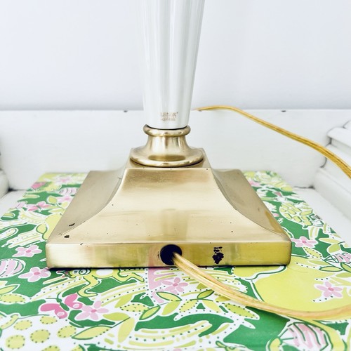 Quoizel Lenox Column Brass Table Lamp Ivory Porcelain Pineapple Leaf Vtg 29” - Picture 8 of 8
