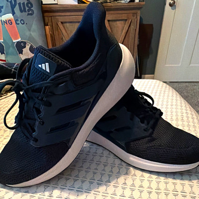 adidas Cloudfoam Comfy Men s Low Top Mesh Lace-Up Sneakers Black/White NWOB