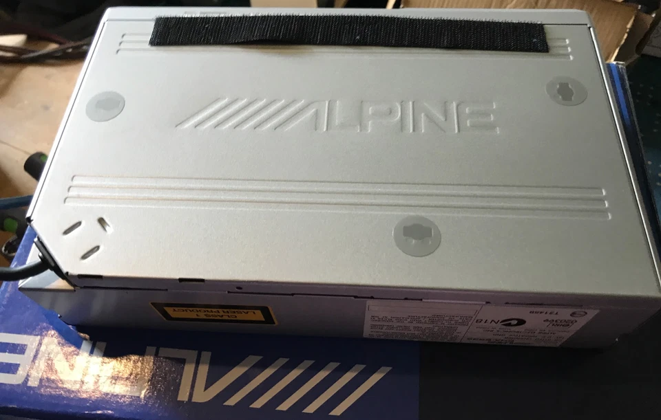 Alpine CHA-S634 CD Wechsler - Bild 2 von 2