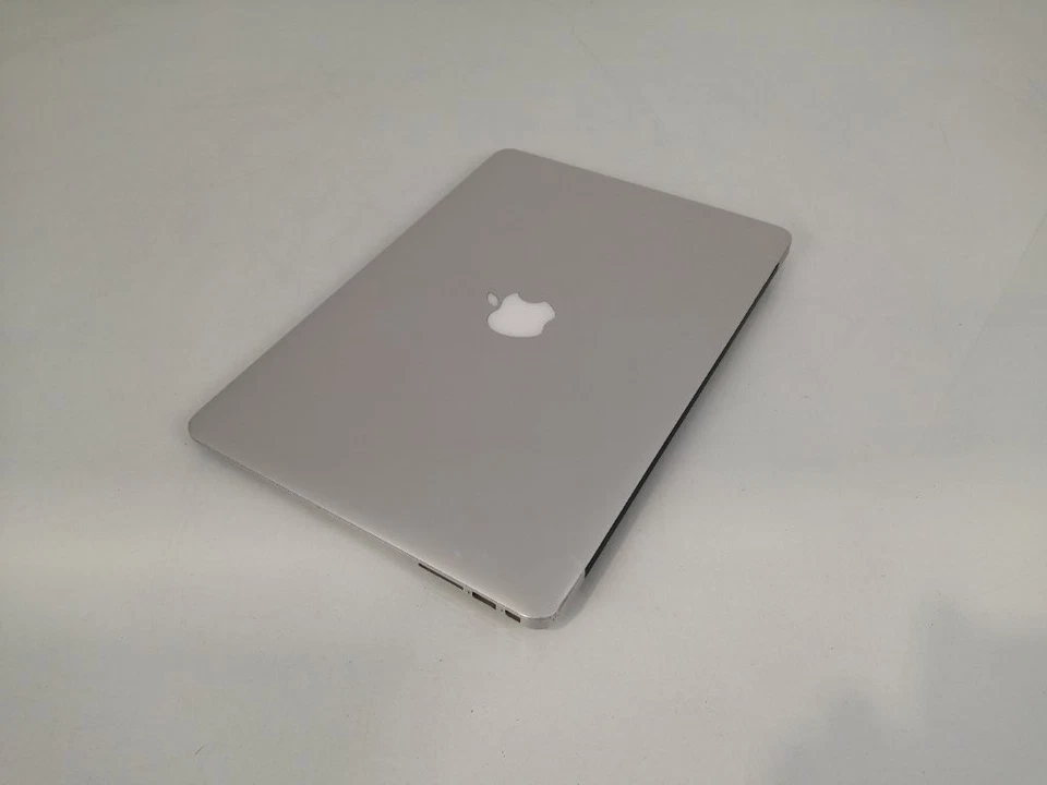 Apple MacBook Air 13" 2012 · i7 · 8GB · 128GB, photo 4 of 5