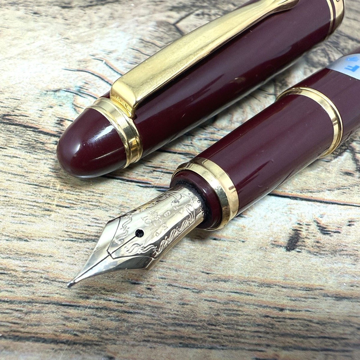 PILOT CUSTOM 98 FOUNTAIN PEN 14k-585 GOLD Nib:F VINTAGE BORDEAUX