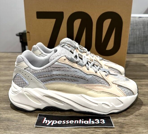 Yeezy Boost 700 V2 Cream, 12 US