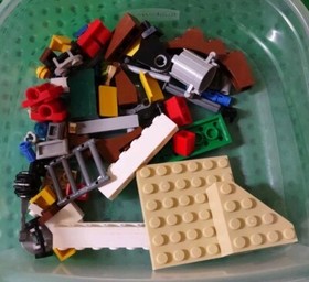 LEGO Creator Treehouse 31010 100% Complete Parts Minifigure Instructions No Box