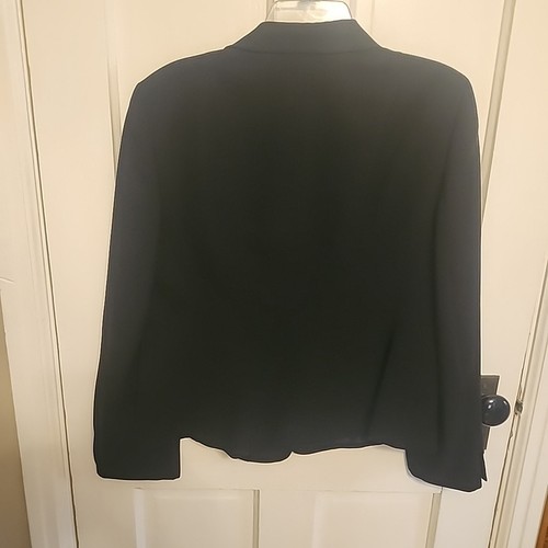 Size 12 Jones Wear Essentials Black Blazer Jacket Excellent Vintage Condition - Picture 6 of 9