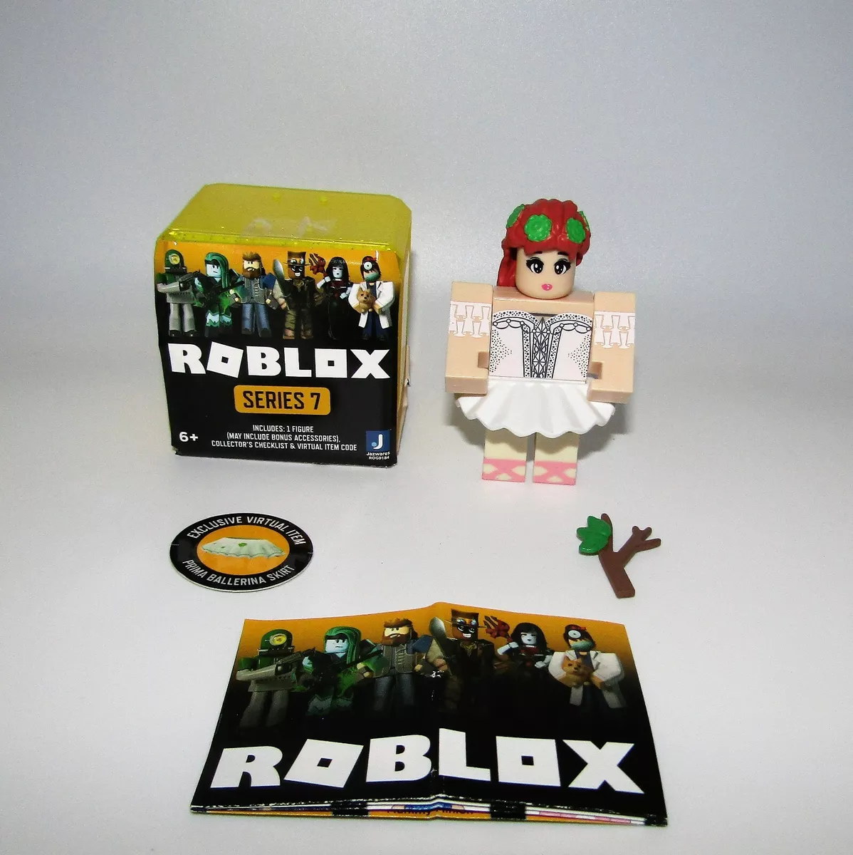 ROBLOX SERIES 7 CELEBRITY FIGURE & CODE ROYAL BALLET FIFI NEW