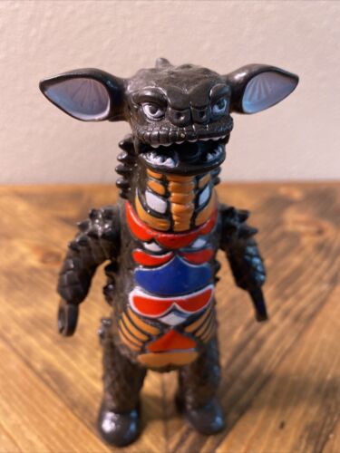 1983 Bandai Ultraman Gango Figure Ultra Monster Series 19 Gyango Vinyl Japan - Picture 2 of 8