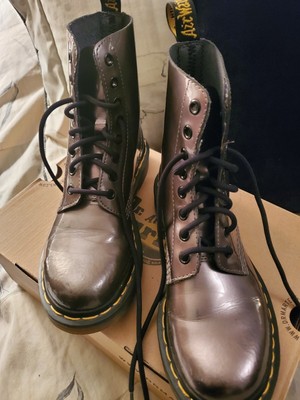 dr martens pascal pewter