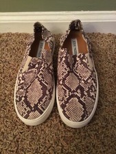 Steve Madden Women Size 9 Fayna Snake Print Slip-On Shoes