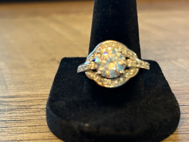 Statement Halo Ring Round Clear Simulated Stone P… - image 6