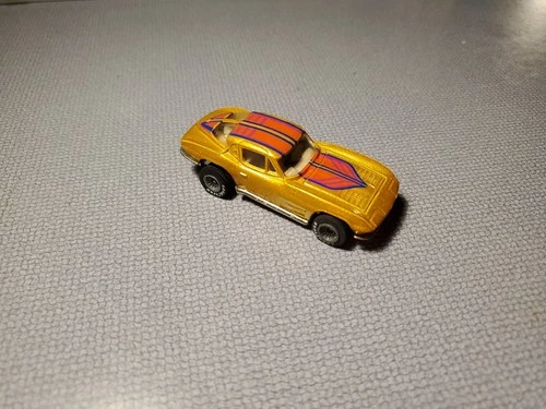 Hot Wheels Vintage Real Riders '63 Corvette Split Window