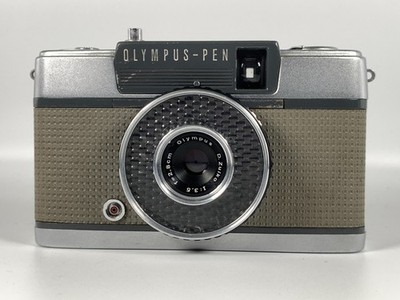 Olympus PEN EE Half Frame 35mm Film Camera Auto Exposure Red Flag Works Tested