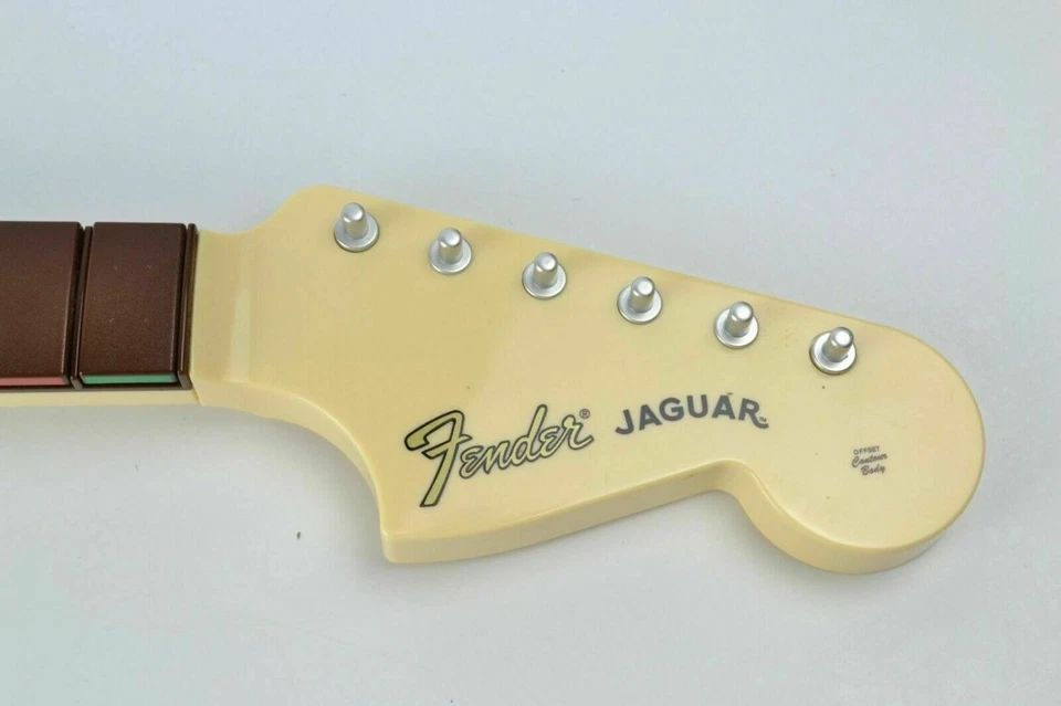 Xbox One Guitar Hero Rock Band 4 Wireless Jaguar Guitar Controller Strap + Game - Image 3 of 4