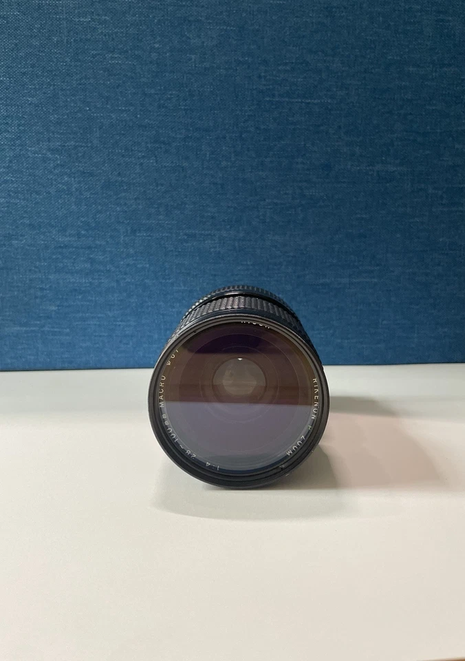 Ricoh 28-100mm F/4 Rikenon P Zoom Macro com Filtro UV Rokunar - Imagem 3 de 4