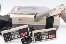 Nintendo NES Console Bundle w/Controllers, Gun, Manual, Inserts Tested