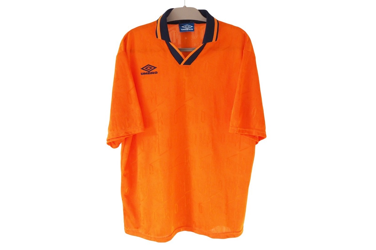 Vintage Umbro Jersey T-Shirt Size XL orange bright football 90s