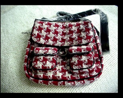 VERA BRADLEY HIGHLANDS RED & WHITE HOUNDSTOOTH SADDLE BAG  display picture 2