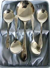 Soup Spoons Viners EPNS Silver Plated A1 Sheffield Cutlery Rose Vintage Boxed