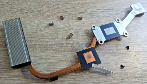 ASUS X73B CPU/GPU Kühler Kühlkörper Kupfer inkl. Schrauben