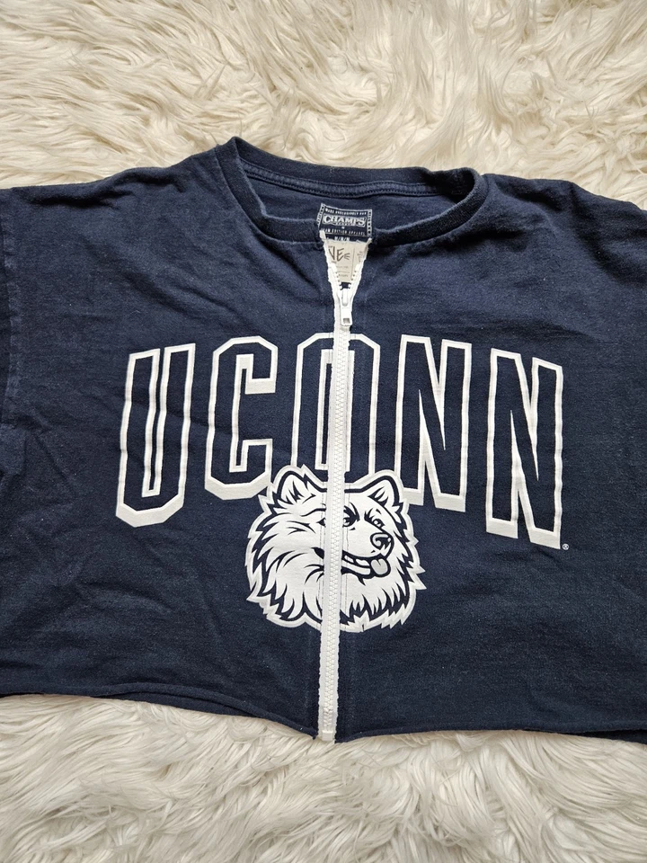 UCONN Huskies Basketball Womens Cropped Full-Zip Graphic T-Shirt Medium READ - Image 3 of 4