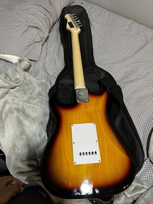 Donner DST-100 Electric Guitar Kit - Sunburst (EC1223)
