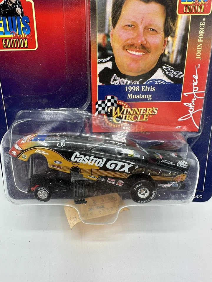 John Force Elvis 1998 Ford Mustang Castrol GTX Winners Circle 1/64 coche divertido nuevo en paquete Foto 2 de 3