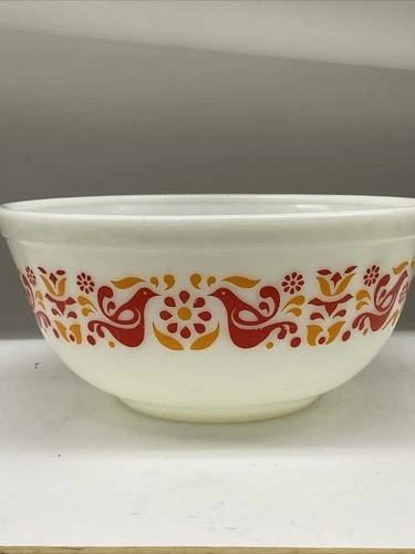Pyrex Vintage Friendship Pattern 403 2.5 QT Mixing Bowl Red Orange Birds Flower
