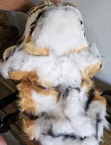 Tiger Backpack Realistic Plush Head Faux Fur 3 Dimensional Adjusting Black Strap - Picture 9 of 10