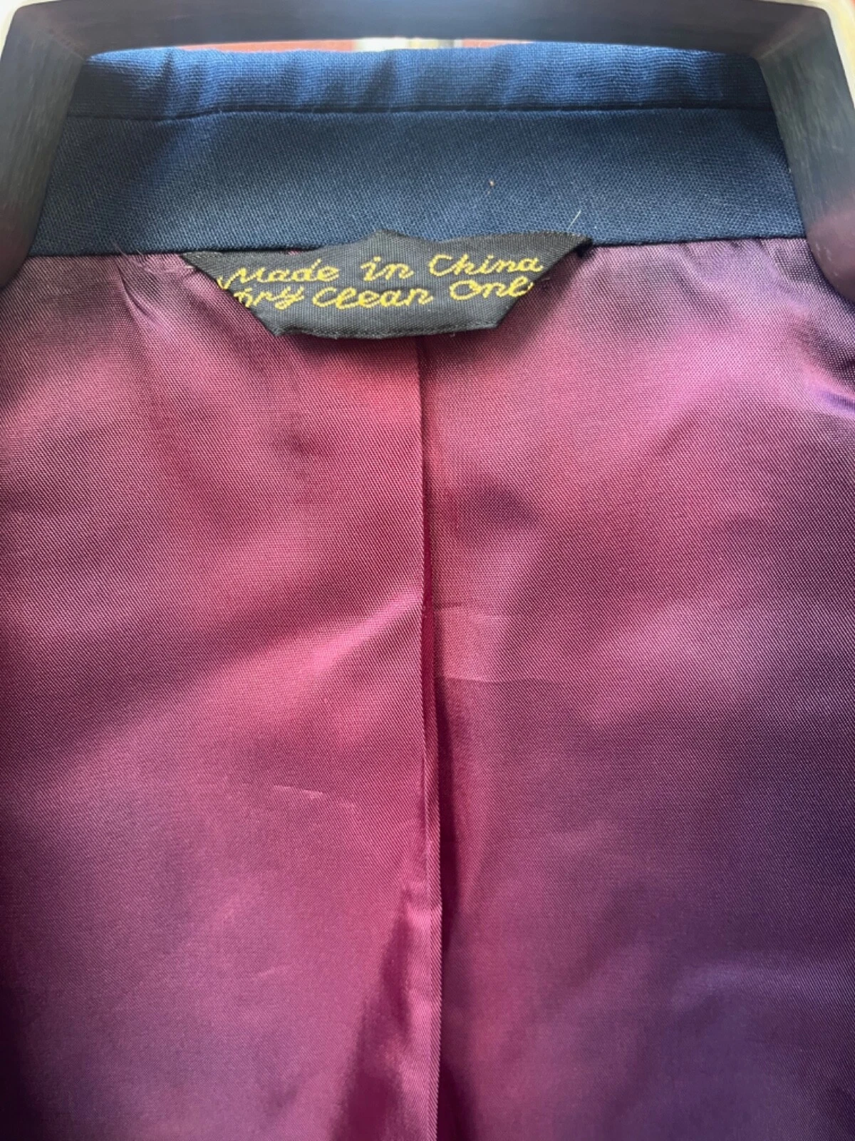 Norm Thompson Jacket Escape From The Ordinary 46L Travel Coat - product detail image 5