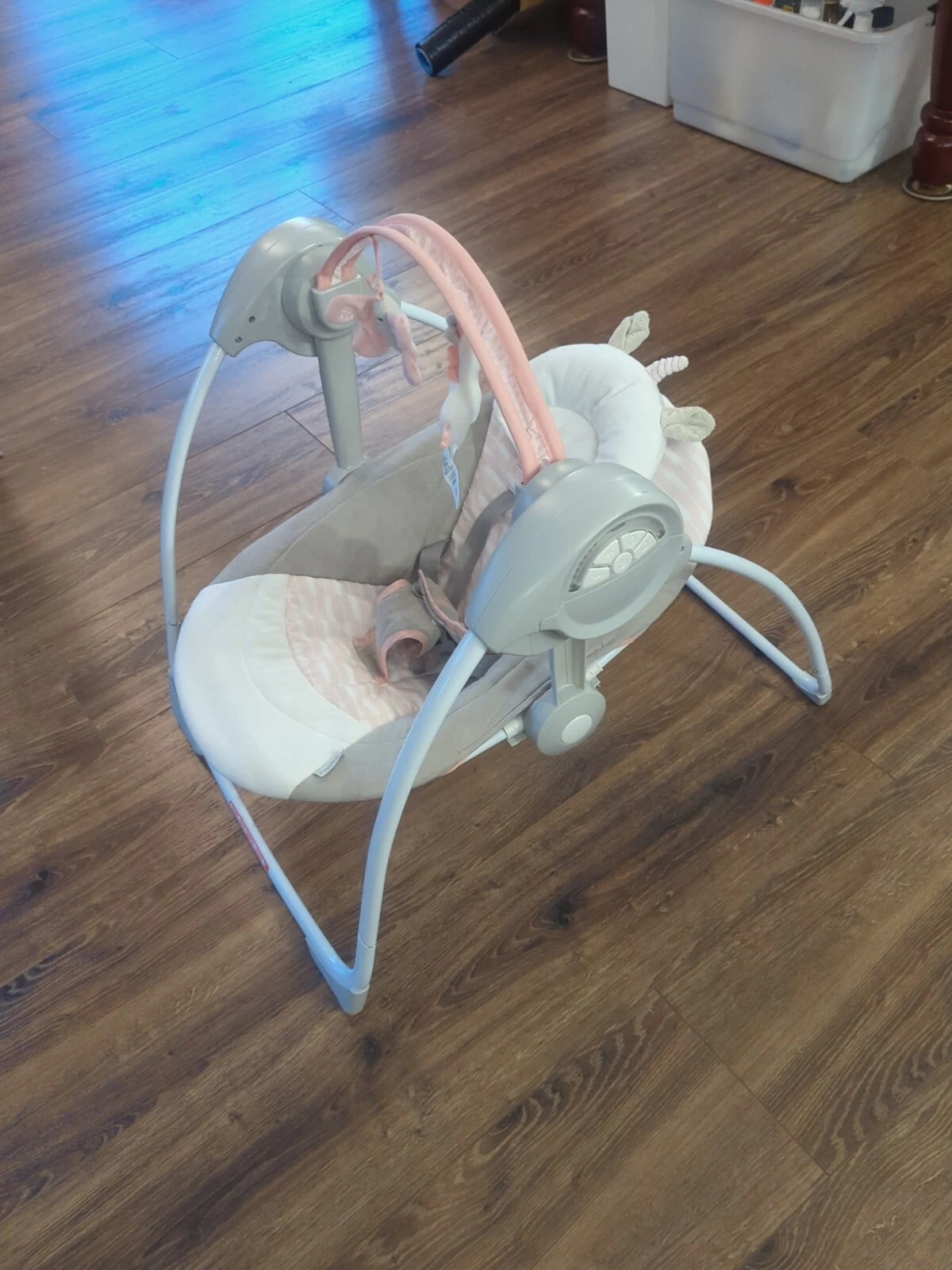 Ingenuity Swing Baby/Infant Swing/Rocker Chair