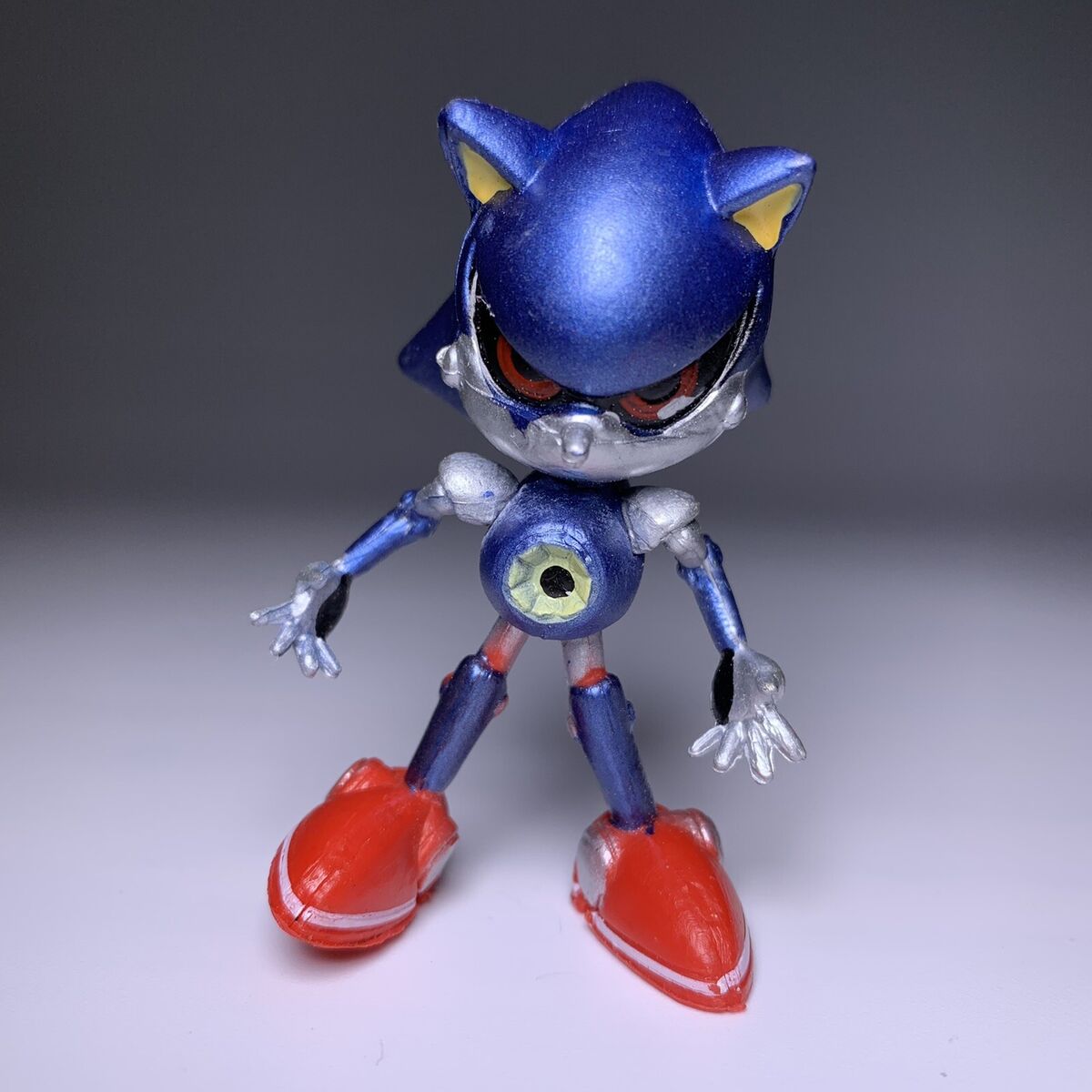 Sonic The Hedgehog 2.5 METAL SONIC PVC Figure, (c) SEGA