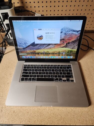 2011 Apple MacBook Pro A1286 Intel i7 2,2 GHz 4 GB RAM 256 GB SSD GPU Advanced Micro Devices - Foto 1 di 8