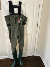 Hisea Hunting Fishing Chest Waders Boots Green Sz 8 US Lake Foul Weather Gear