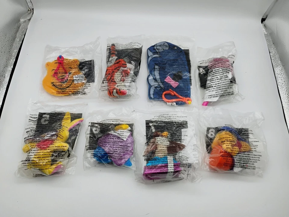 McDonald's The Book of Pooh:  Winnie the Pooh Toy Set 2001 Complete Happy Meal - Image 2 of 2