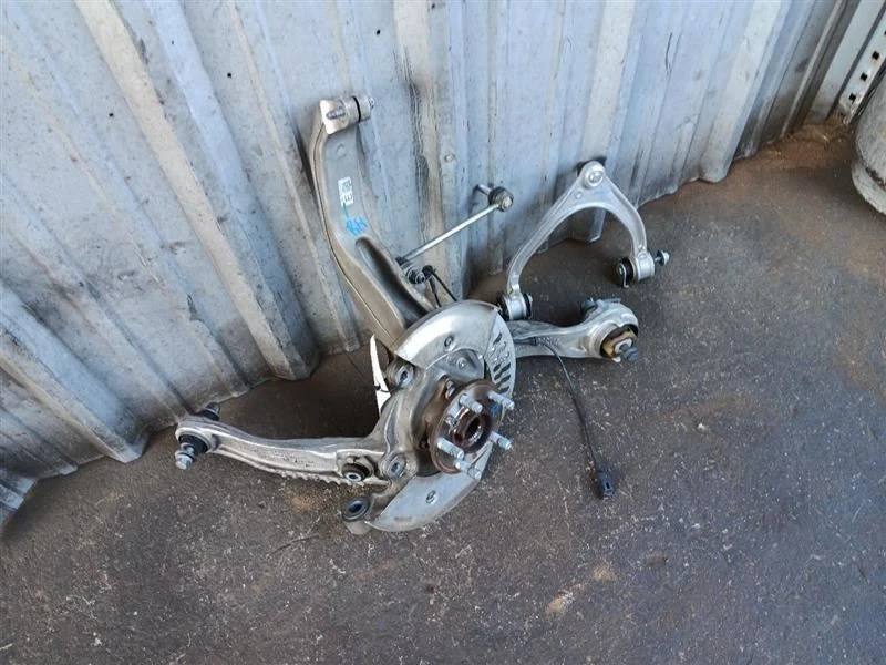 Juego de nudillos de suspensión delantera derecha Jaguar F-Pace Range Velar 17-19  Foto 3 de 4