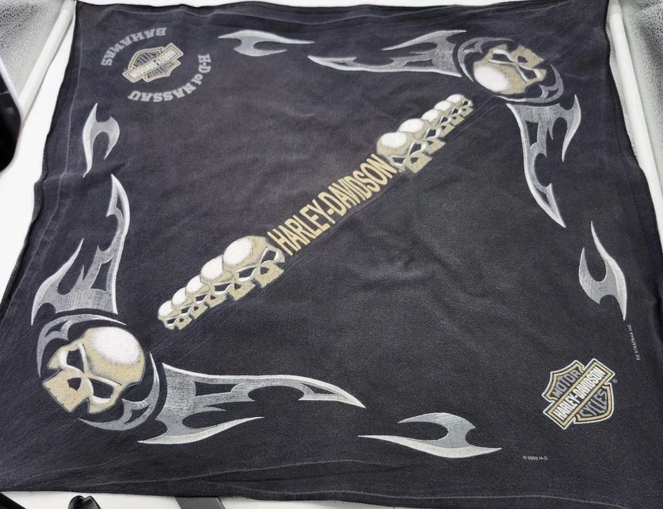 Harley-Davidson Cycles Bandana BAHAMAS Nassau Talla 24x24 Foto 2 de 4