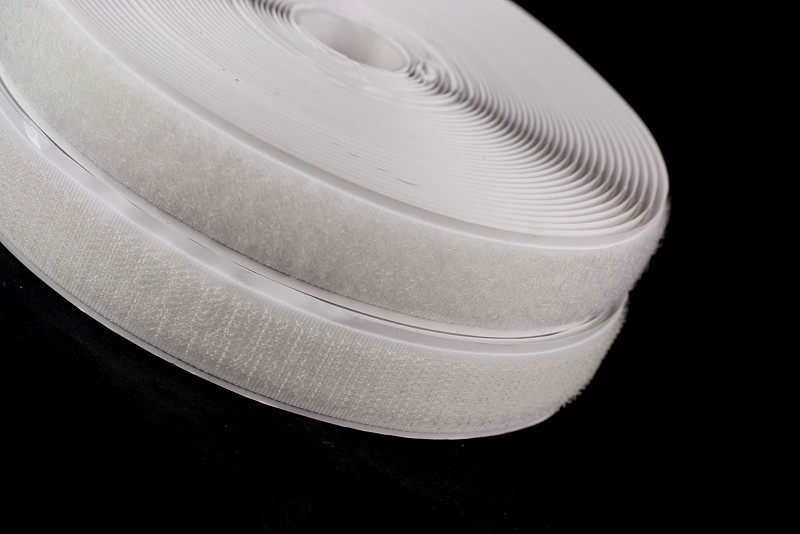 1 Meter Klettband (Haken & Schlaufen) Zum Annähen – 6mm Haken, 150mm Breit, Schwarz/weiß
