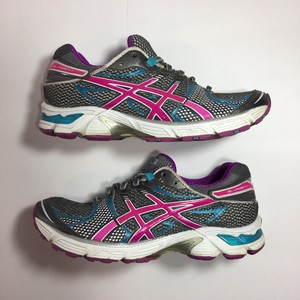womens asics landreth 7