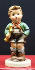 Goebel M.I. Hummel figurine #97 "Trumpet Boy" TMK 5 4.5" tall, Germany