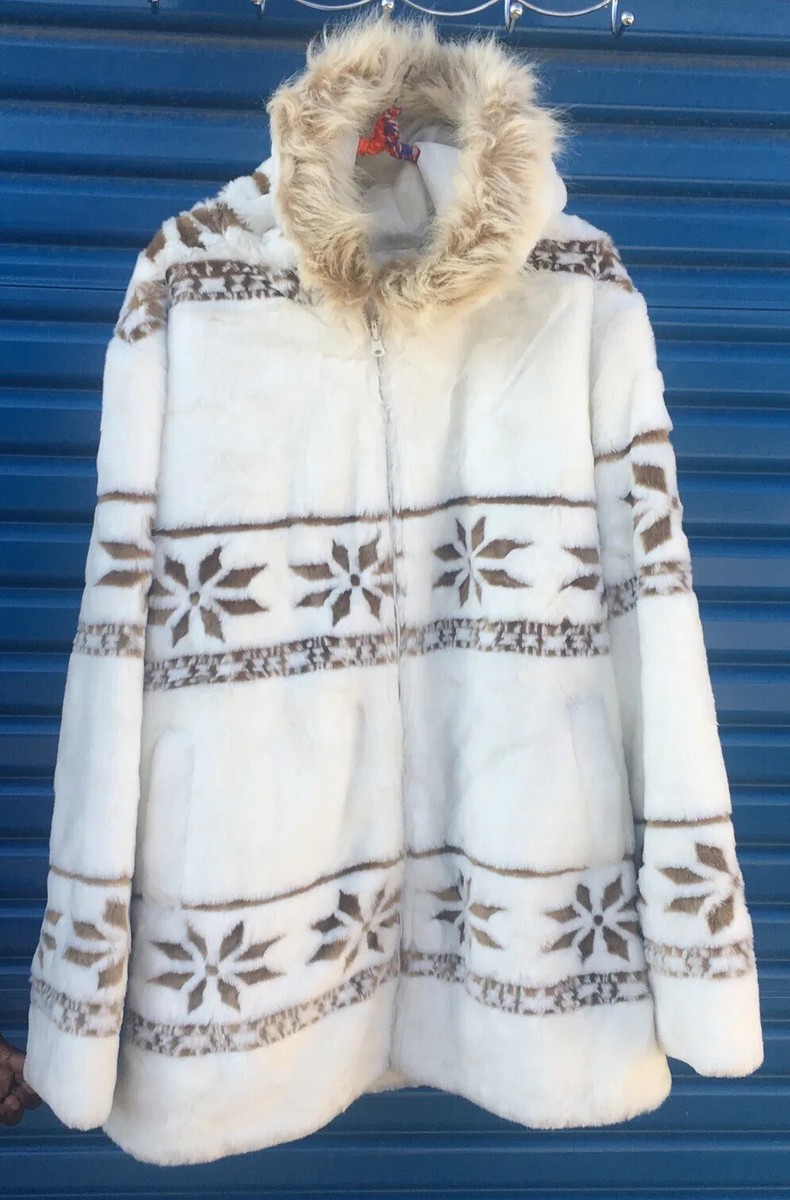 ジャケット・アウター EMBROIDERED FAUX FUR HOODED JACKET WHITE EMBROIDERED FAUX FUR HOODED JACKET WHITE