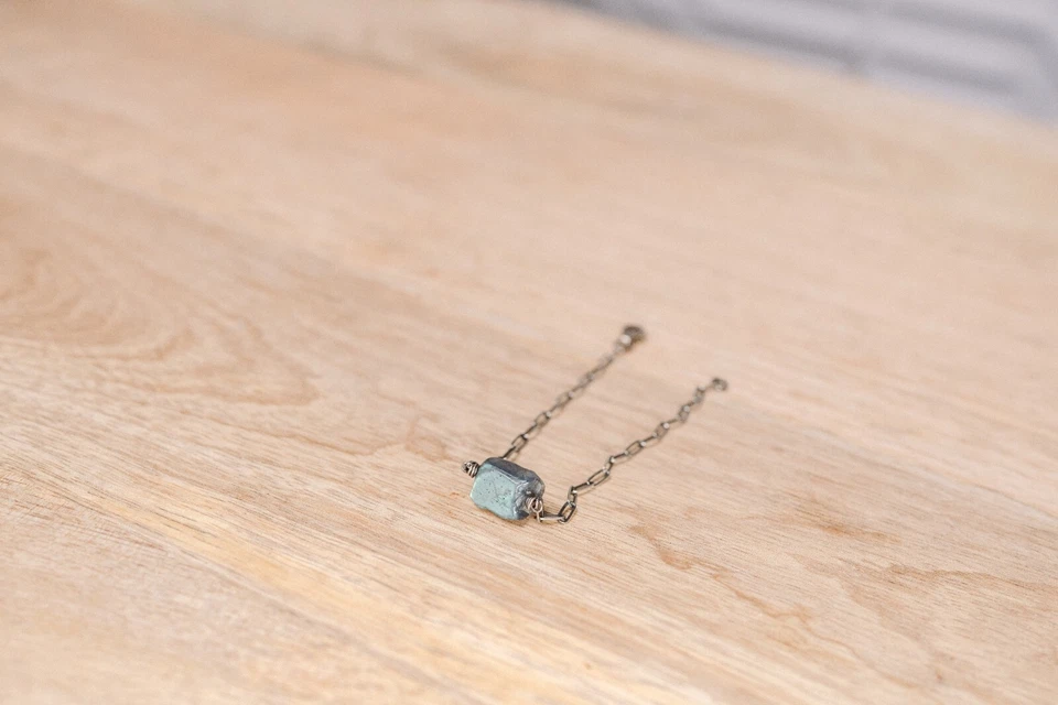 Labradorite Oxidized Silver Paperclip Chain Bracelet, Length: 7 Inches - Image 4 of 4